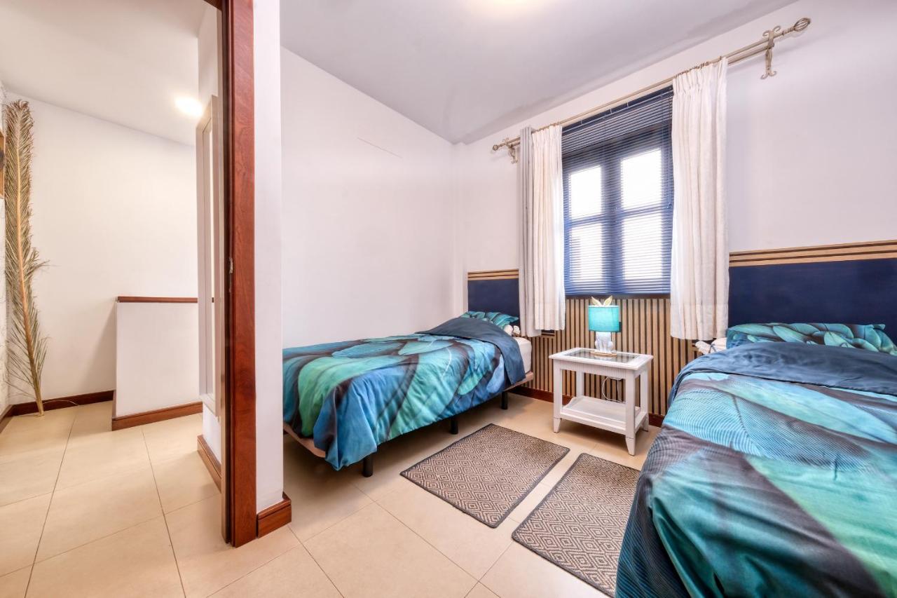 Casa Bleu 2 Floors ,2 Bedrooms ,Equipped Kitchen ,Balcony ,Terrace And Grill 卡列罗港 外观 照片