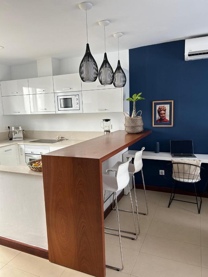 Casa Bleu 2 Floors ,2 Bedrooms ,Equipped Kitchen ,Balcony ,Terrace And Grill 卡列罗港 外观 照片
