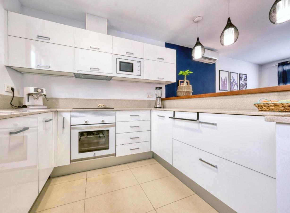 Casa Bleu 2 Floors ,2 Bedrooms ,Equipped Kitchen ,Balcony ,Terrace And Grill 卡列罗港 外观 照片