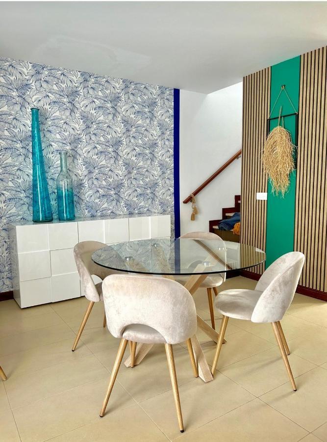 Casa Bleu 2 Floors ,2 Bedrooms ,Equipped Kitchen ,Balcony ,Terrace And Grill 卡列罗港 外观 照片